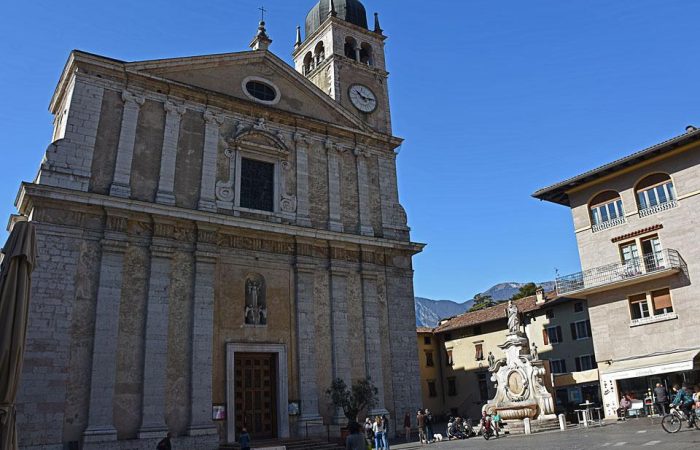 Collegiata di Santa Maria Assunta di Arco